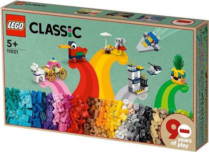 Lego Classic 90 Years Of Play για 5+ ετών από το GreekBooks