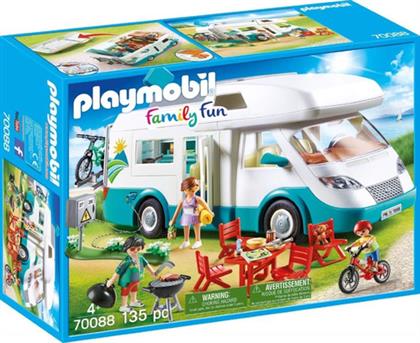 Playmobil Family Fun Αυτοκινούμενο Οικογενειακό Τροχόσπιτο για 4+ ετών από το Toyscenter